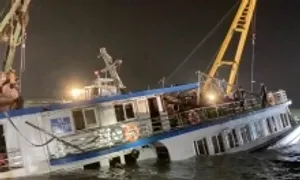 Tàu du lịch trên vịnh Hạ Long được giám sát như thế nào