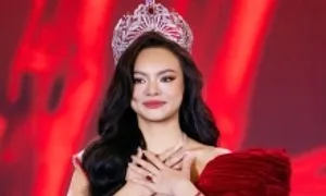 Á hậu Mai Ngô: 'Tôi mạnh mẽ nhờ lời chê bai'